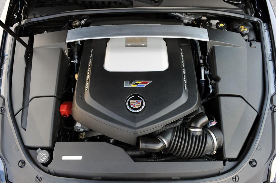  Cadillac CTS-V Coupe 2011 года  (фото 47 из 71)